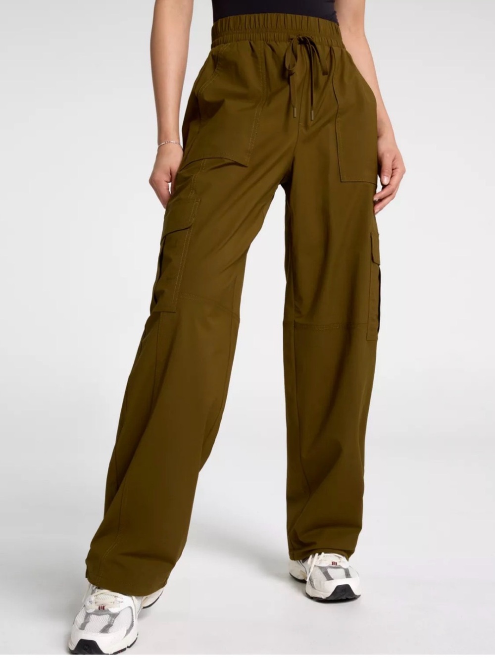 NWT CALIA Women's Effortless Nyluxe Cinch Cargo Pant Large